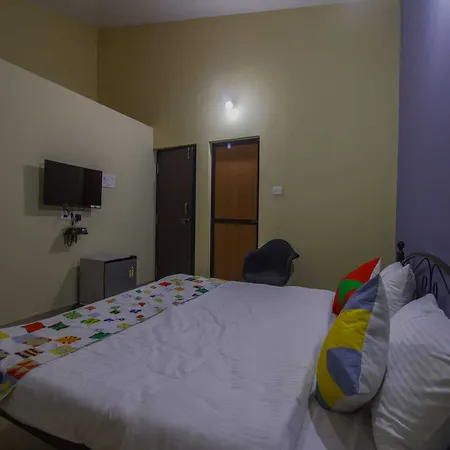 Oyo 15911 Home Green View Studio Mapusa